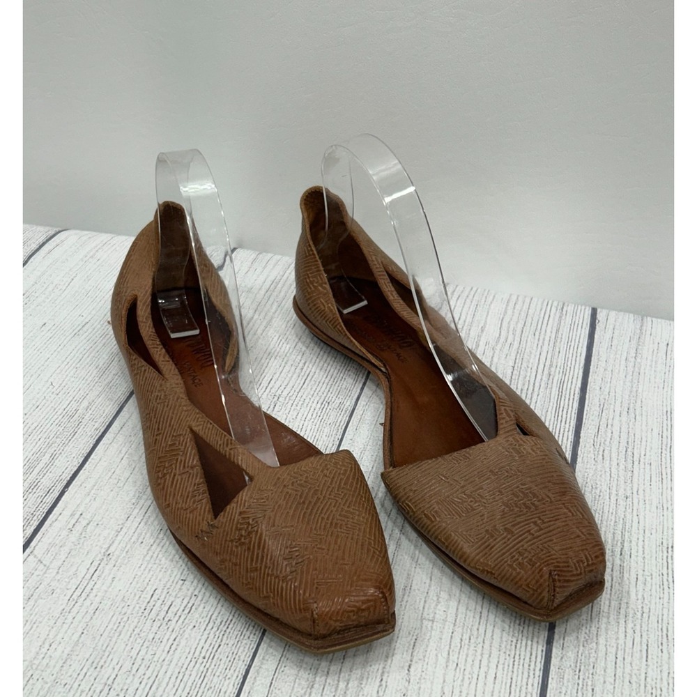 Cydwoq Penalty Flats Womens Size‎ 8 Brown Leather Cutout Square Toe Sandal
